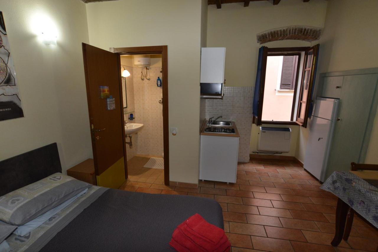 Via Della Posterna Apartment Сполето Екстериор снимка