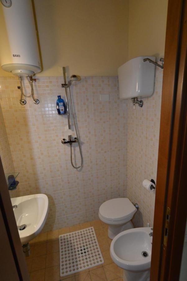 Via Della Posterna Apartment Сполето Екстериор снимка