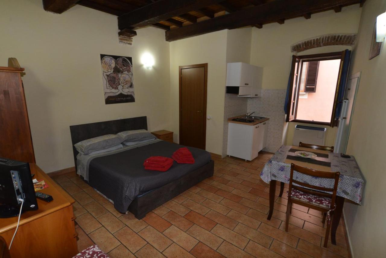 Via Della Posterna Apartment Сполето Екстериор снимка