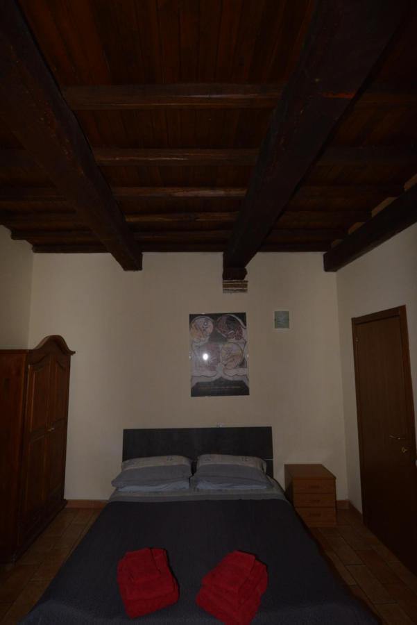 Via Della Posterna Apartment Сполето Екстериор снимка