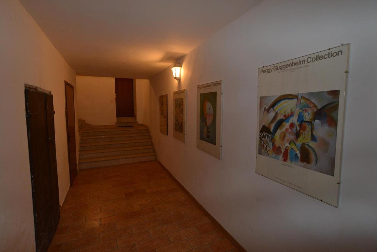 Via Della Posterna Apartment Сполето Екстериор снимка
