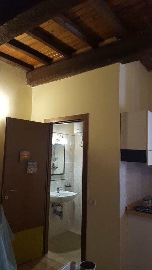 Via Della Posterna Apartment Сполето Екстериор снимка