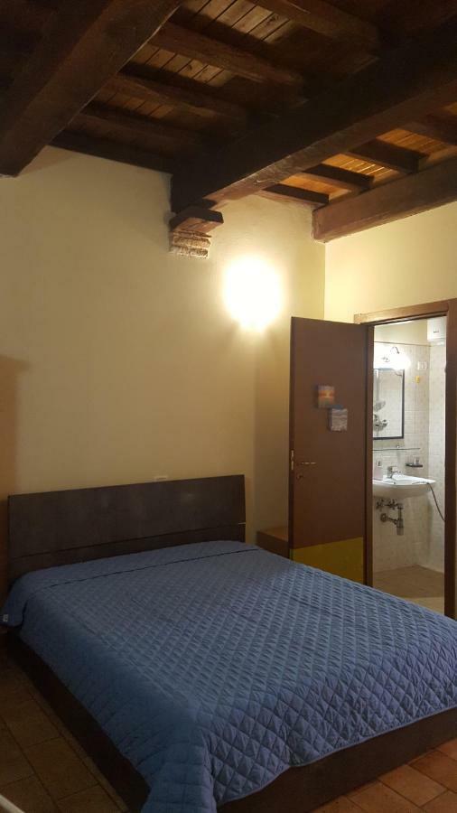 Via Della Posterna Apartment Сполето Екстериор снимка
