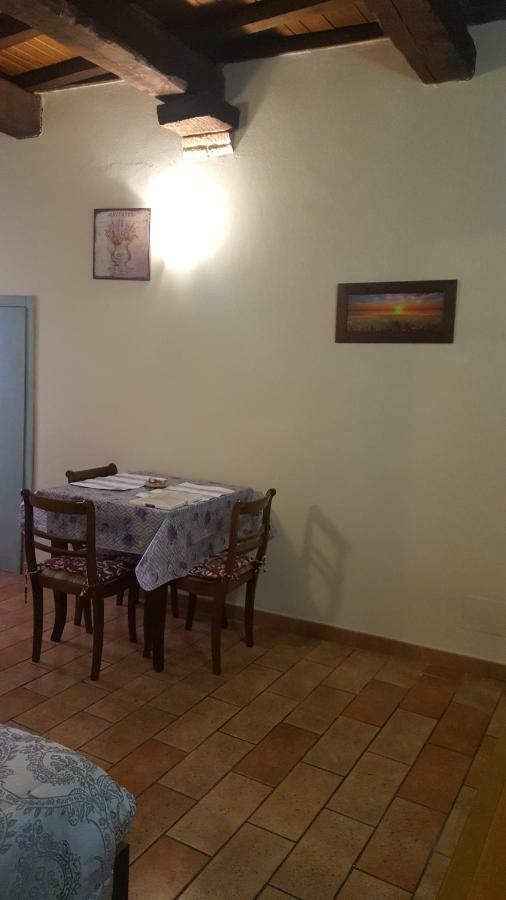 Via Della Posterna Apartment Сполето Екстериор снимка