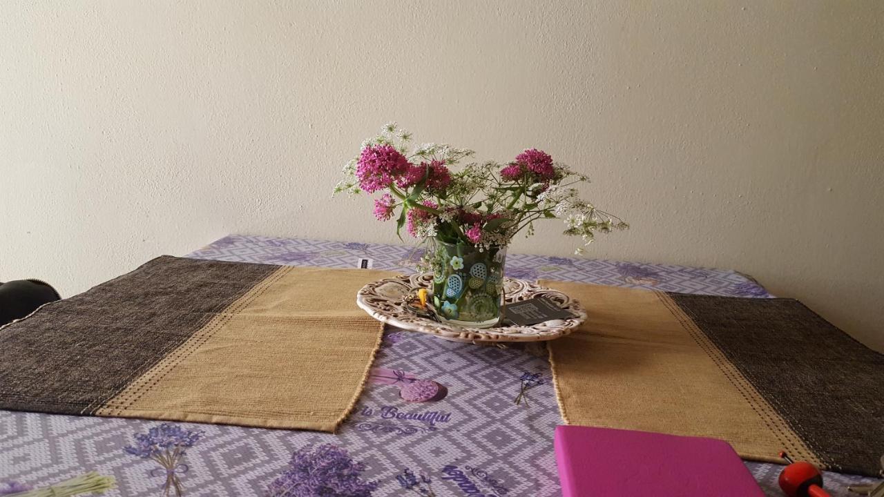 Via Della Posterna Apartment Сполето Екстериор снимка